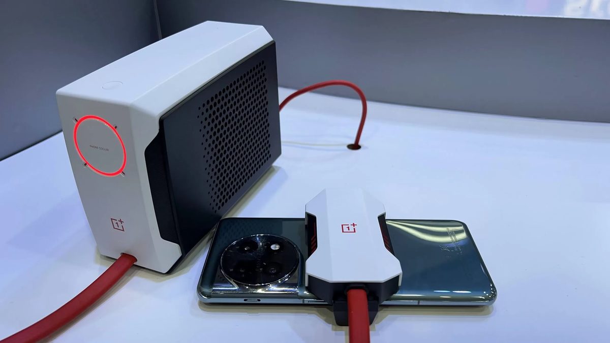 OnePlus 45W Liquid Cooler Diperlihatkan Dengan Kemampuan Menyejukkan Peranti Sehingga 20°C