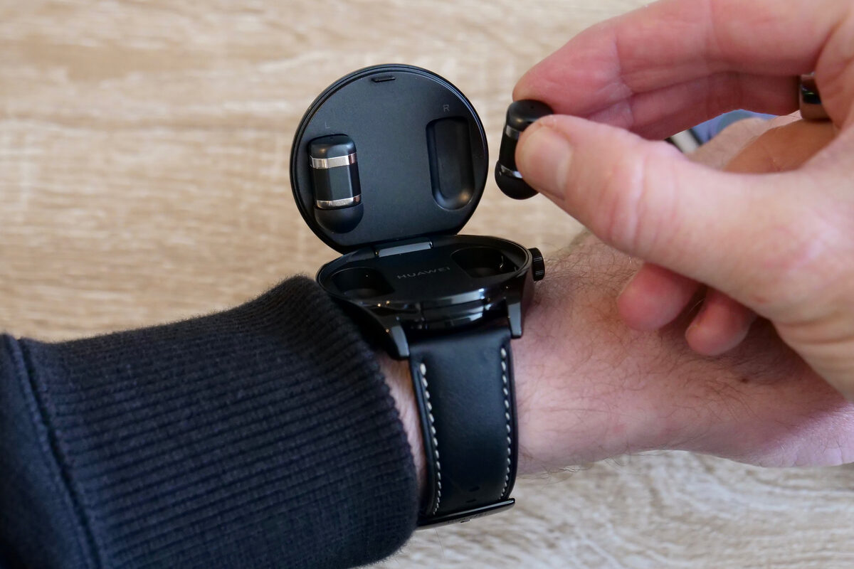 Huawei Watch Buds Bakal Ditawarkan Pada Harga RM2,199 Di Malaysia
