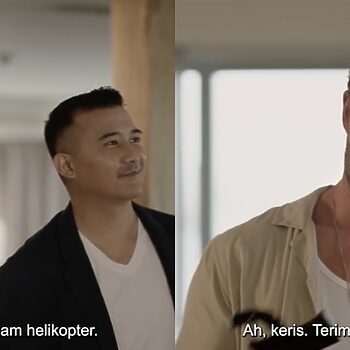 ‘Kehilangan’ Iedil Dzhurie Terjawab, Rupanya Bersama Aaron Aziz Serahkan Keris Kepada Chris Hemsworth