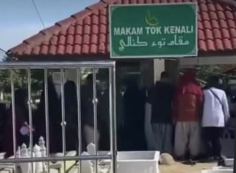 Berzikir Sambil 'Bergoyang', Cicit Tegur Itu Bukan Ajaran Tok Kenali