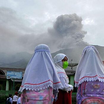 Gunung Marapi Meletus, 11 Pendaki Maut Manakala 12 Masih Belum Ditemui
