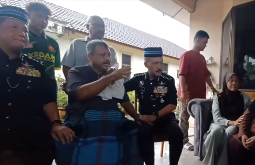 Ayah Zaharif: "Anak Saya Bukan Rempit, Dia Cuma Buat Bising Sahaja"