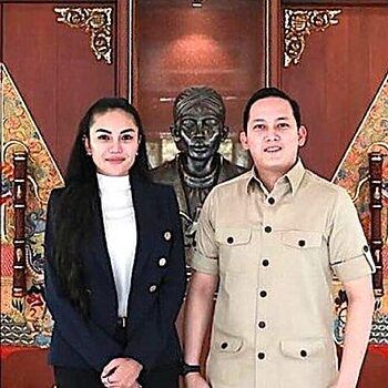 Nikita Mirzani Kritik Presiden Indonesia Yang Mahu Bawa Masuk 1,000 Pelarian Palestin