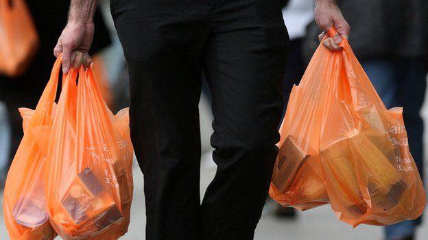 Pasaraya Dan Peniaga Tidak Boleh Kenakan Caj 20 Sen Bagi Beg Plastik