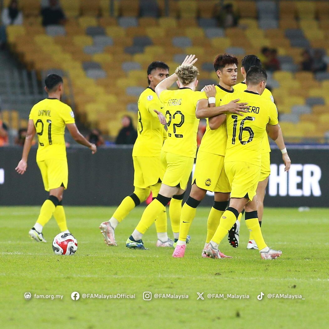 Jenama Terkenal Di TikTok Ini Hasilkan Semula Jersi Harimau Malaya 2 Jersi Harimau Malaya