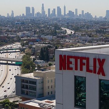 Netflix Naikkan Harga Selepas Catat Rekod Lonjakan Pelanggan 2 Netflix Naikkan Harga Selepas Catat Rekod Lonjakan Pelanggan