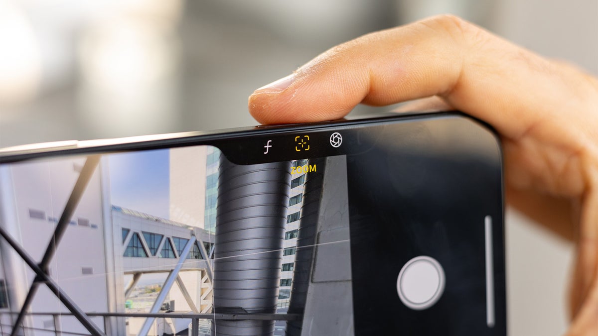iPhone 16e: Jimat Atau Rugi? Ini Kelemahan Yang Anda Perlu Tahu 6 IPhone 16e