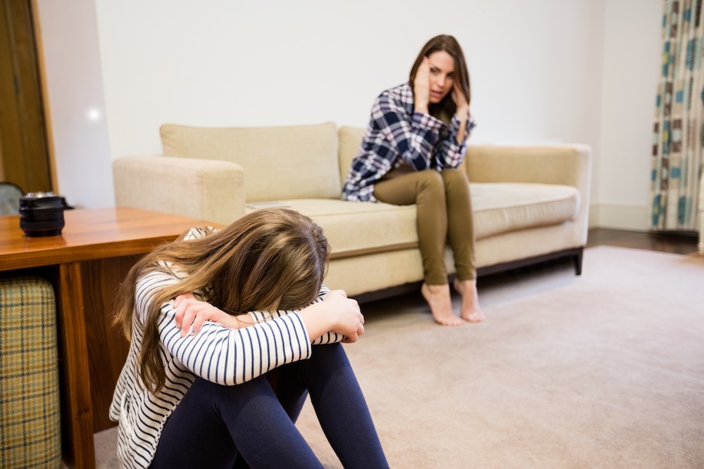 7 Gaya 'Parenting' Yang Membuli Anak Tanpa Disedari