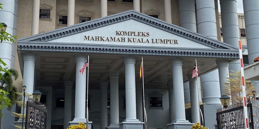 perempuan simpanan