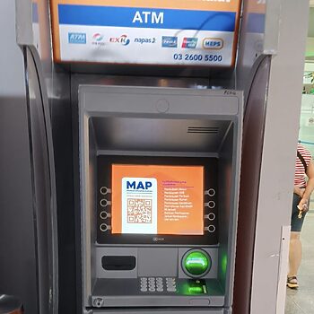 Warga Singapura Puji Sistem Perbankan Malaysia, Dakwa Lebih Jimat Masa Dan Efisien