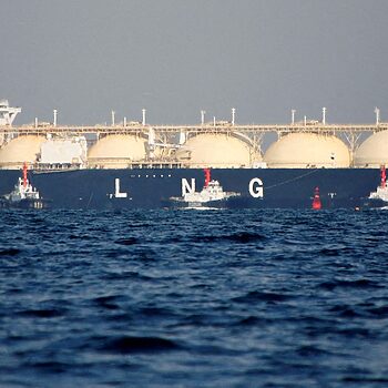 China Henti Sepenuhnya Pembelian Gas Asli Cecair Dari AS, Beralih Kepada Rusia