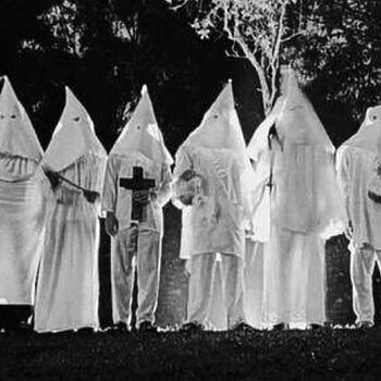 'Pelajar Pakai Jubah Ku Klux Klan Untuk 'Assignment' – UiTM