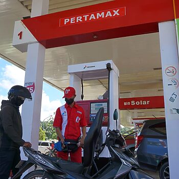 ‘Demi Maruah Indonesia Akan Hentikan Import Minyak Dari Singapura’