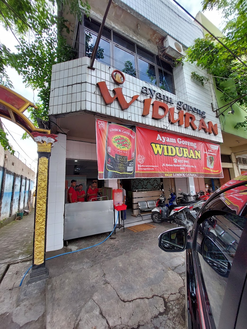ayam goreng