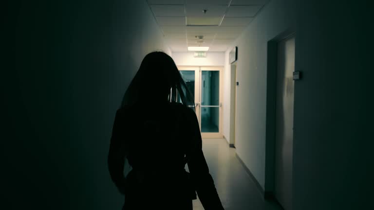 Wanita Kongsi 20 Tahun Kena Dera Dengan Lelaki Pangkat ‘Datuk’ 6 Datuk