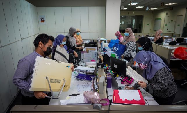 Gaji Atas RM5,000 'Tak Masuk Akal' Kata Persatuan Majikan 4 Gaji