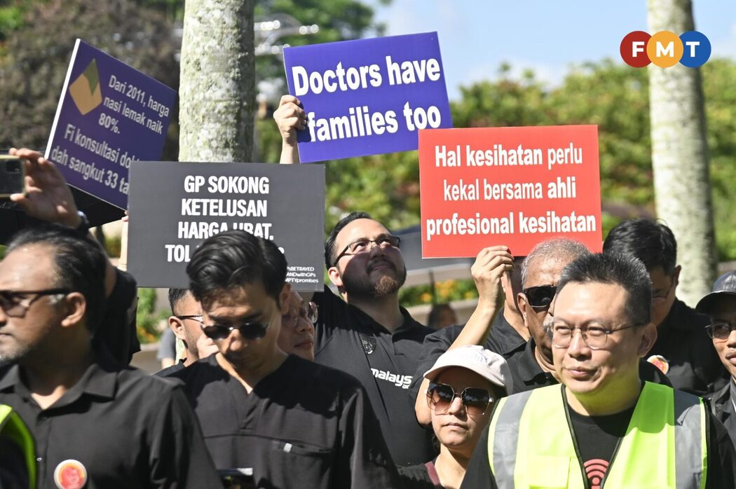 MMA Nafi Jadi Doktor Boleh Kaya, Hampir 30 Peratus Golongan B40 3 MMA Nafi Jadi Doktor Boleh Kaya, Hampir 30 Peratus Golongan B40