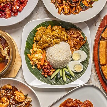 'Negara Ini Syurga Makanan' – Netizen Kecewa Mat Saleh Datang Malaysia, Pilih Makan 'Fast Food'