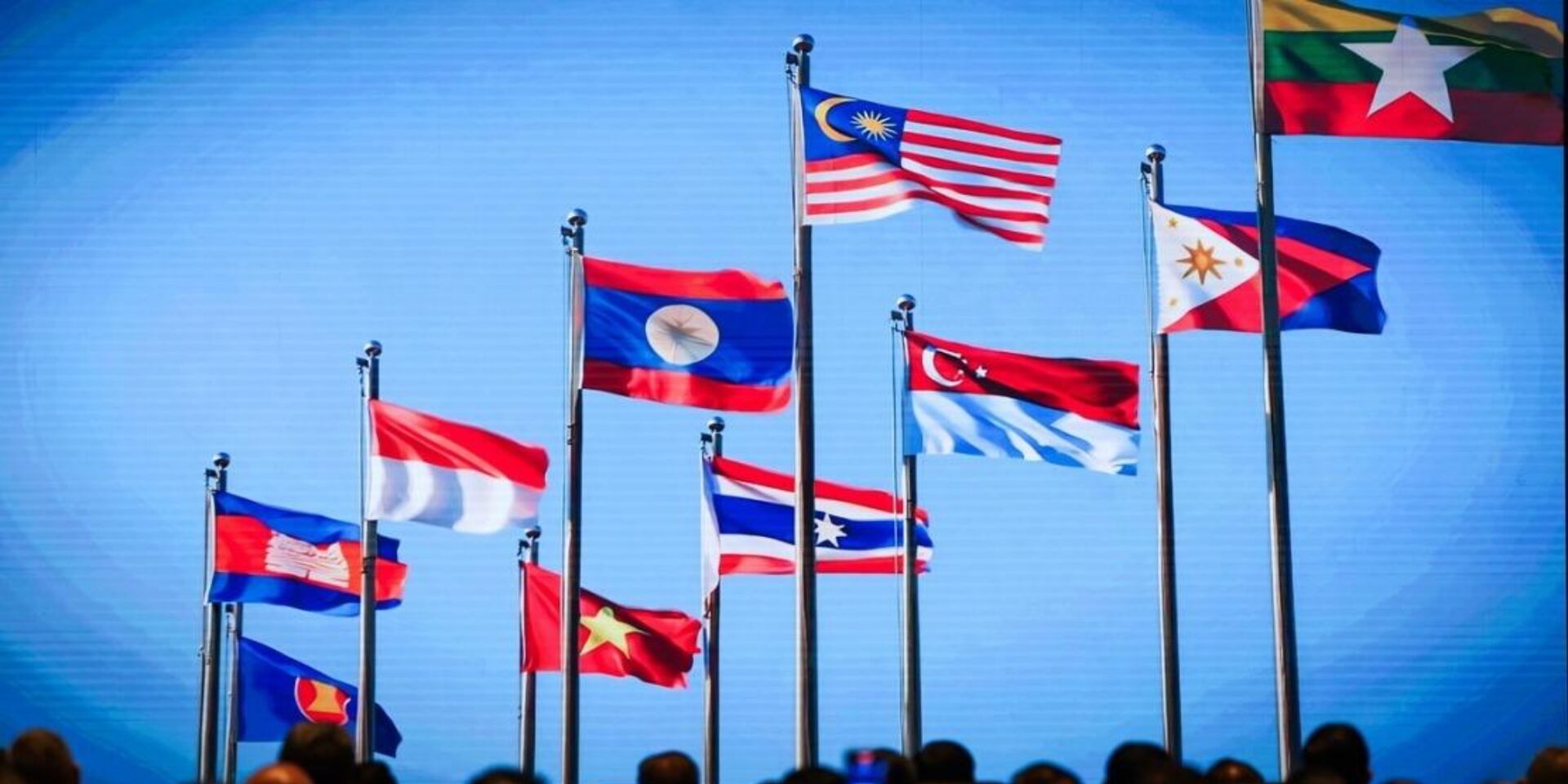 Sidang Kemuncak ASEAN 2025: Pekerja Boleh 'Work From Home', Murid Belajar PdPR