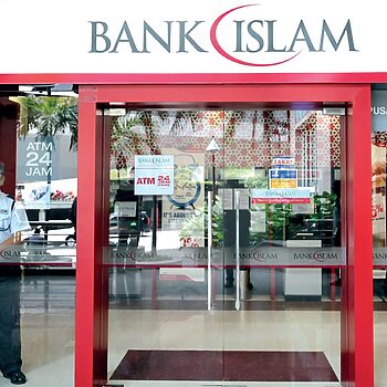 Bank-Bank Di Malaysia Bakal Kenakan Cukai 8% Bermula 1 Julai, Apa Kesan Kepada Anda?