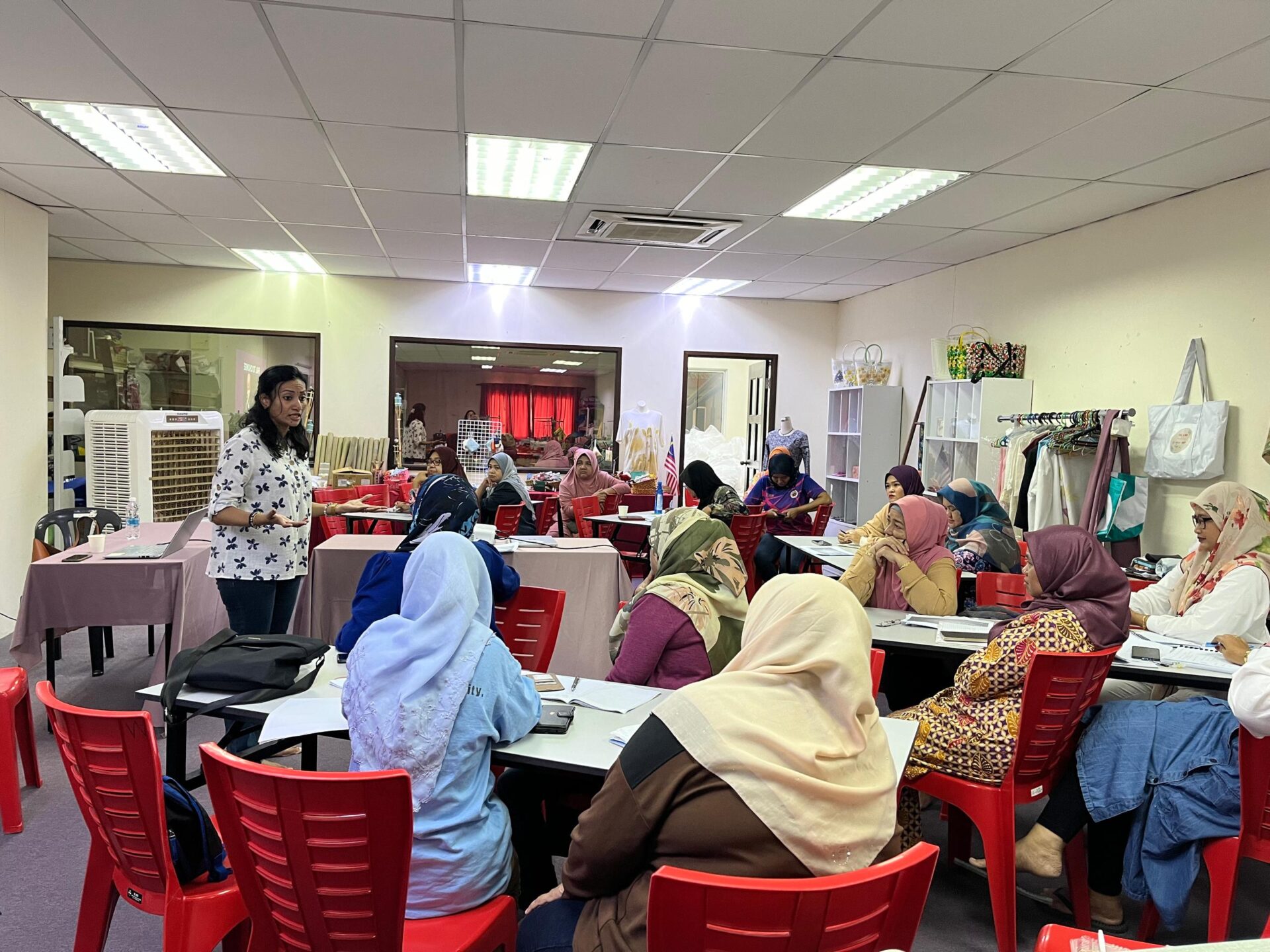 Cipta Peluang Kedua, Bagaimana Women Of Will Ubah Nasib Komuniti Wanita Jadi Lebih Baik