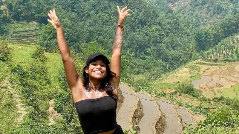 Pelancong Brazil Jatuh Di Gunung Berapi Indonesia 2 Pelancong