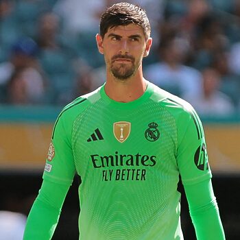 courtois salahkan ancelotti