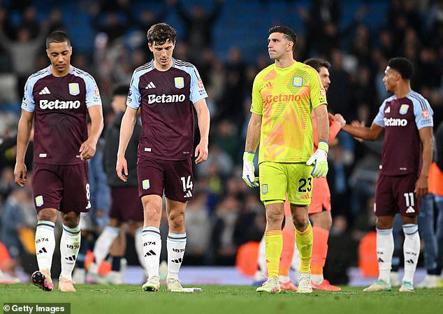 UEFA Denda Chelsea, Barcelona Kerana Langgar FFP 4 aston villa
