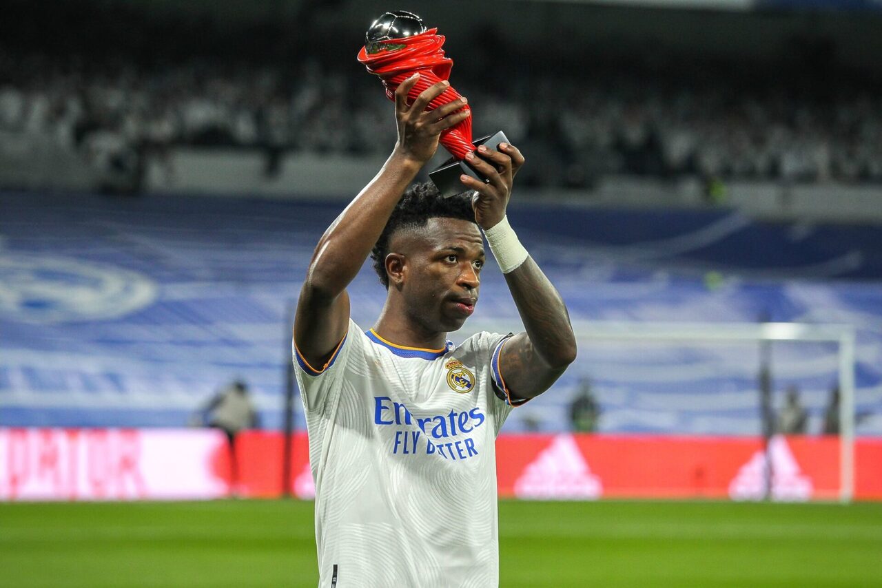 vinicius mahu gaji setara mbappe