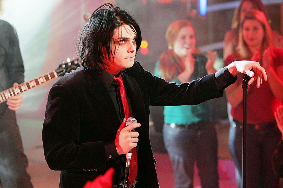 My Chemical Romance: Fenomena Budaya, Nostalgia & Peneman Generasi 2000-an 4 My Chemical Romance: Fenomena Budaya, Nostalgia & Peneman Generasi 2000-an