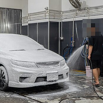 Pengusaha Kedai Cuci Kereta Hanya Terima Pelanggan Dari Warga Singapura Akan Dibatalkan Lesen Perniagaan 4 kedai