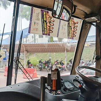 JPJ Cadang Wajibkan Semua Kenderaan Pengangkutan Awam Pasang 'Dashcam' 3 JPJ Cadang Wajibkan Semua Kenderaan Pengangkutan Awam Pasang 'Dashcam'