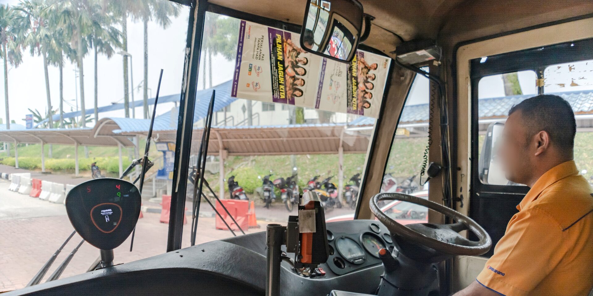 JPJ Cadang Wajibkan Semua Kenderaan Pengangkutan Awam Pasang 'Dashcam'