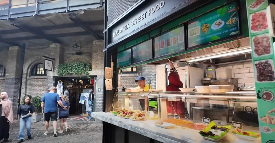 ‘How Dare You!’ - Mat Saleh ‘Expose’ Kedai Jual Makanan Malaysia Yang Palsu Di London