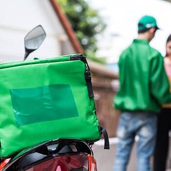 RUU Pekerja Gig: Apa Yang Bakal Berubah Bagi Rider dan Freelancer? 5 rider
