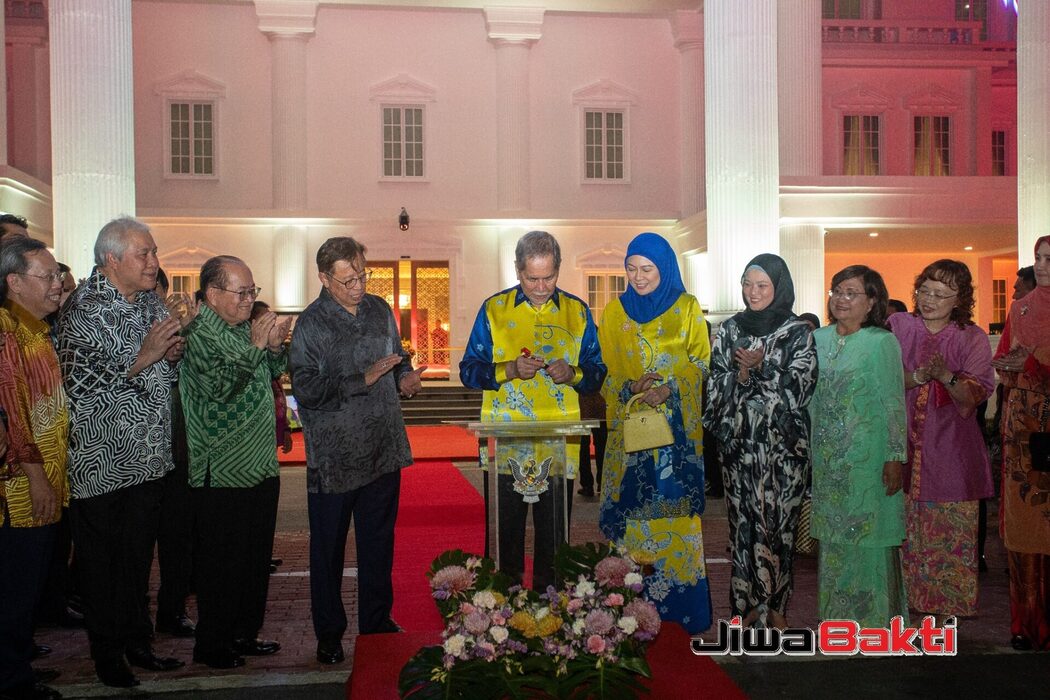 Kompleks Satria Pertiwi, Pejabat Baharu Premier Sarawak Ala 'White House'