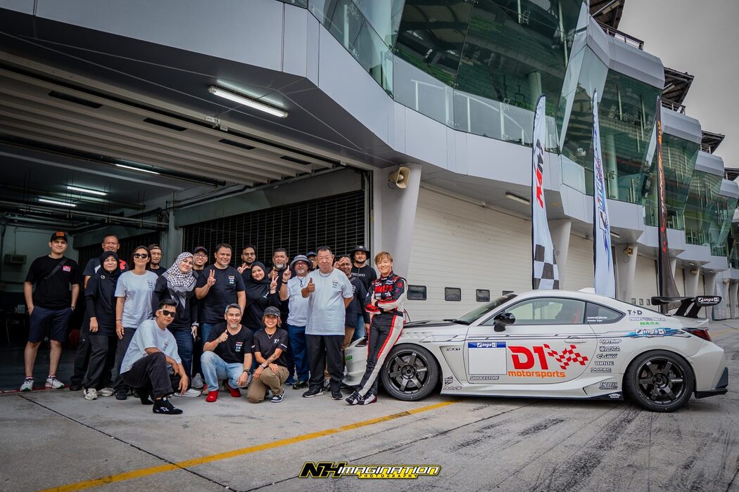 Pelumba Profesional Jepun Tawan Litar Sepang Dengan Toyota GR86 Istimewa