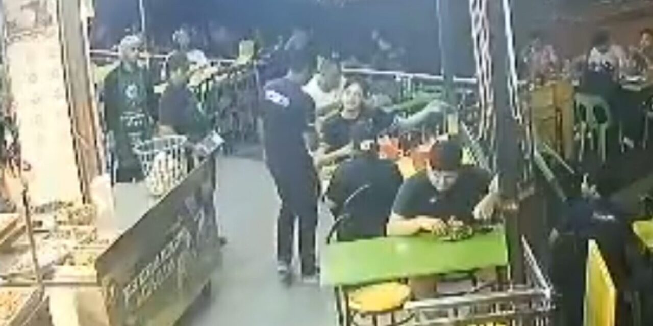Lelaki Viral Bergaduh Sebab Merokok Dicekup Selepas Balik 'Ride' Dari Thailand
