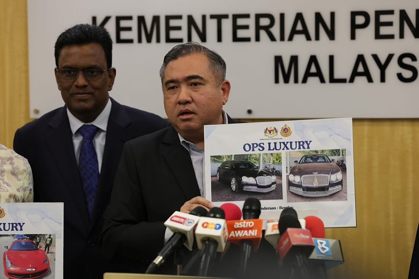 Malaysia Rugi Lebih RM35.7 Juta: Senarai Jenama Kereta Mewah 'Lari' Bayar Cukai Jalan 3 Malaysia Rugi Lebih RM35.7 Juta: Senarai Jenama Kereta Mewah 'Lari' Bayar Cukai Jalan