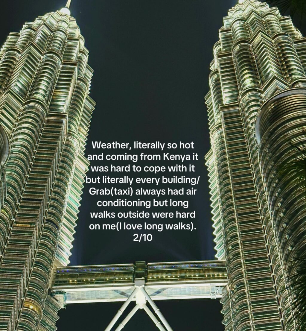 Pelancong Pelik Mengapa Rakyat Malaysia Suka Pandang Mereka? Ini Respon Warga Tempatan 3 Pelancong Pelik Mengapa Rakyat Malaysia Suka Pandang Mereka? Ini Respon Warga Tempatan