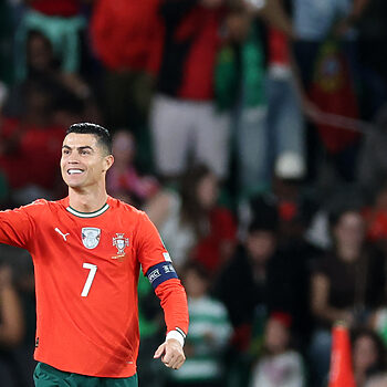 Cristiano Ronaldo, Lionel Messi Terus Pecahkan Rekod Dunia 3 Ronaldo