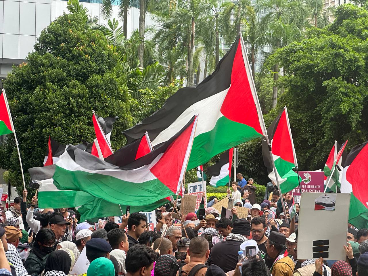 'Diam Bukan Neutral' - Influencer Malaysia Balas Kecaman Netizen Susulan Didakwa Senyap Isu Palestin
