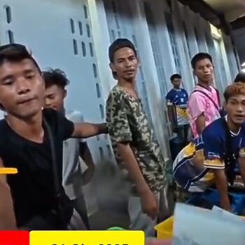 'Buat Malu Orang Sabah', Netizen Bengang Peniaga Lobster Di Semporna 'Kantoi' Tipu Pelancong China 4 'Buat Malu Orang Sabah', Netizen Bengang Peniaga Lobster Di Semporna 'Kantoi' Tipu Pelancong China