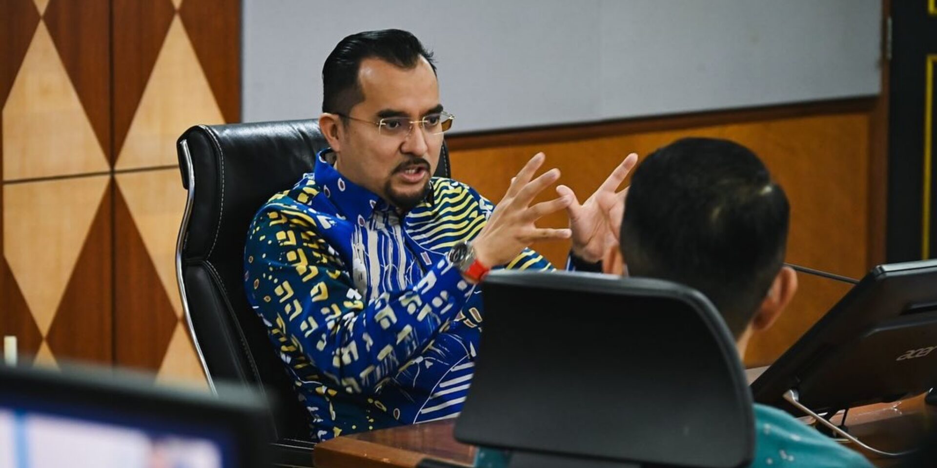 Dr Asyraf Wajdi Kongsi 5 Sebab Bekas Tentera Lebih Layak Jadi Warden Sepenuh Masa