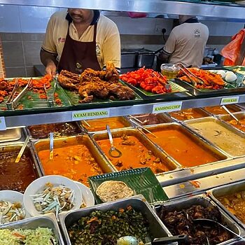 Restoran Mamak Rayu Kerajaan Benarkan Ambil 15,000 Pekerja Asing