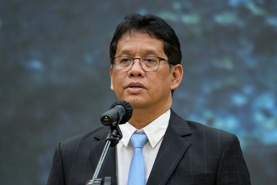 Menteri Kewangan Indonesia Sahkan IDR1,000 Akan Berubah Muka Jadi IDR1 2 Menteri Kewangan Indonesia Sahkan IDR1,000 Akan Berubah Muka Jadi IDR1