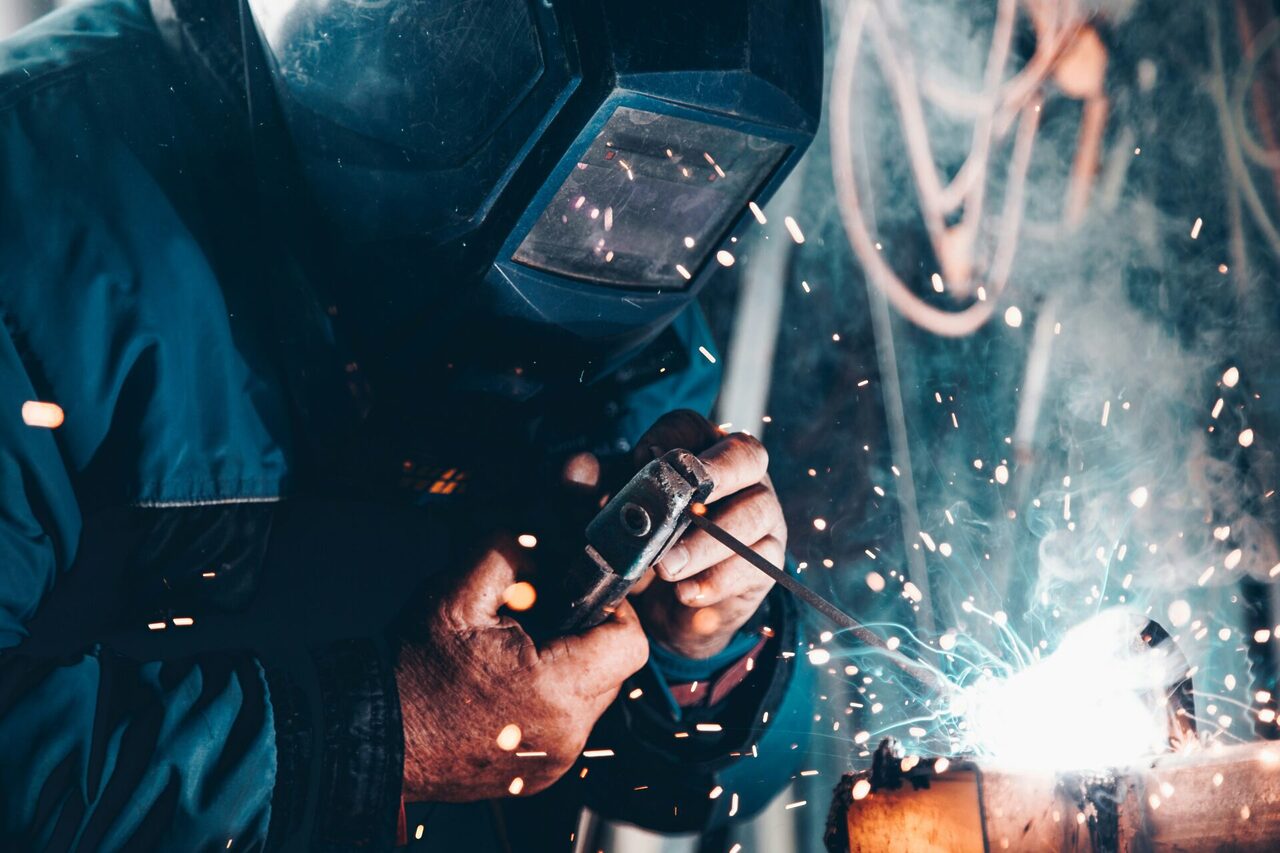 Pengeluar Kereta Api China Puji Industri Kimpalan Di Malaysia