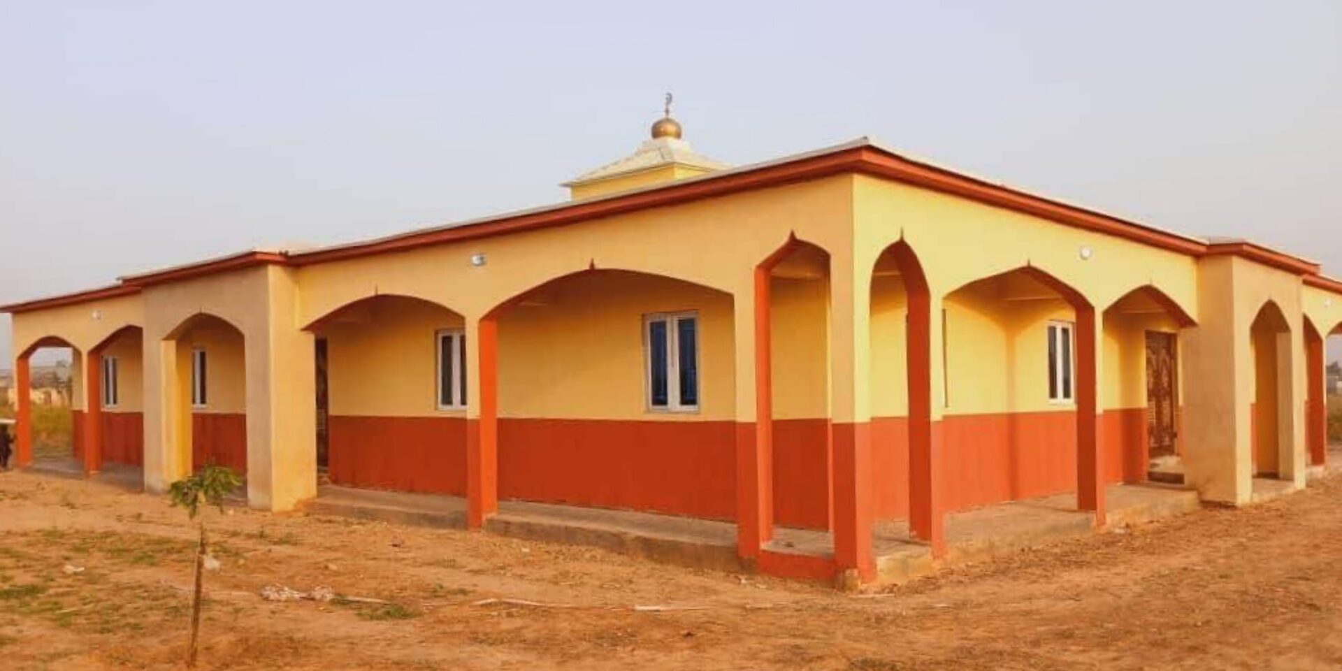 Ukhuwah Islam Tanpa Sempadan, Ayam Bismi Bina Masjid Di Nigeria