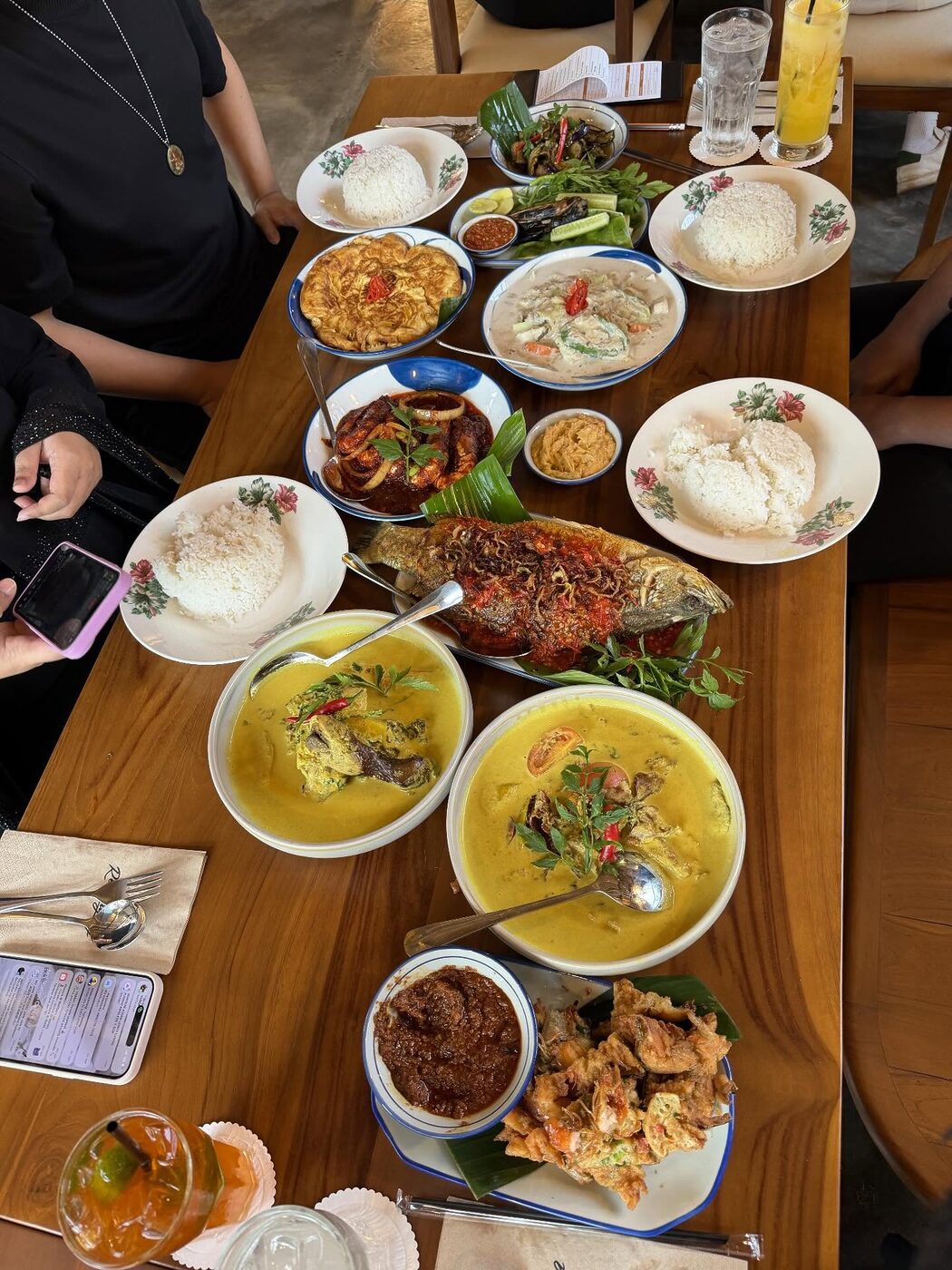 Sedap Ke Tidak? Ini Review Jujur Pelanggan Terawal Yang Dah Rasa Menu Di Rembayung