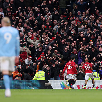 EPL: Manchester United Bedil City 2-0 Pada Debut Kepimpinan Michael Carrick 3 United